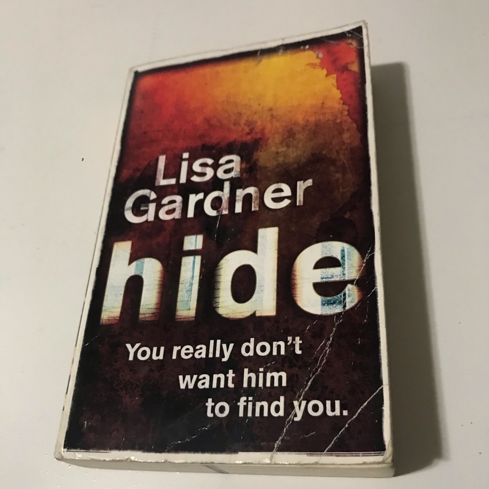 Hide (Crime Novel)